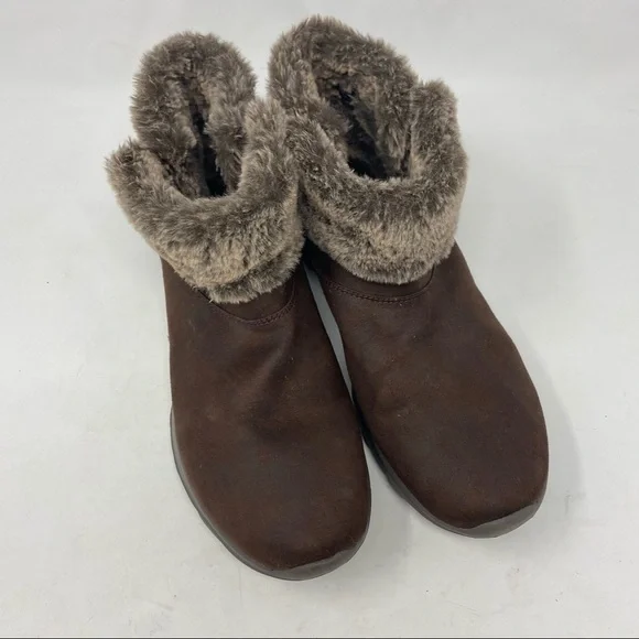 Skechers Women’s On The Go Joy Savvy Brown Boot Size 10 - Picture 3 of 8